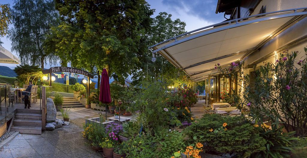 Fruehstueckspension "Schlosswirt" Ossiach Exteriör bild