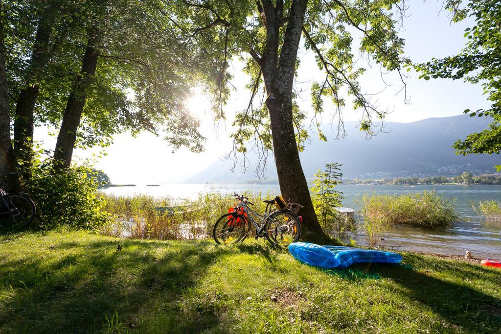 Fruehstueckspension "Schlosswirt" Ossiach Exteriör bild