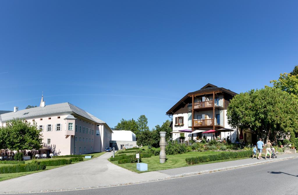 Fruehstueckspension "Schlosswirt" Ossiach Exteriör bild